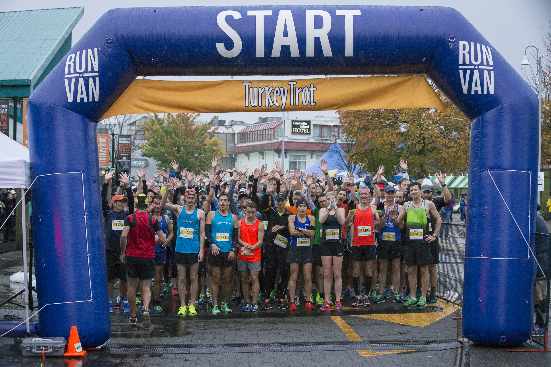 Recap of the 2015 Granville Island Turkey Trot, 730 pounds of food donated